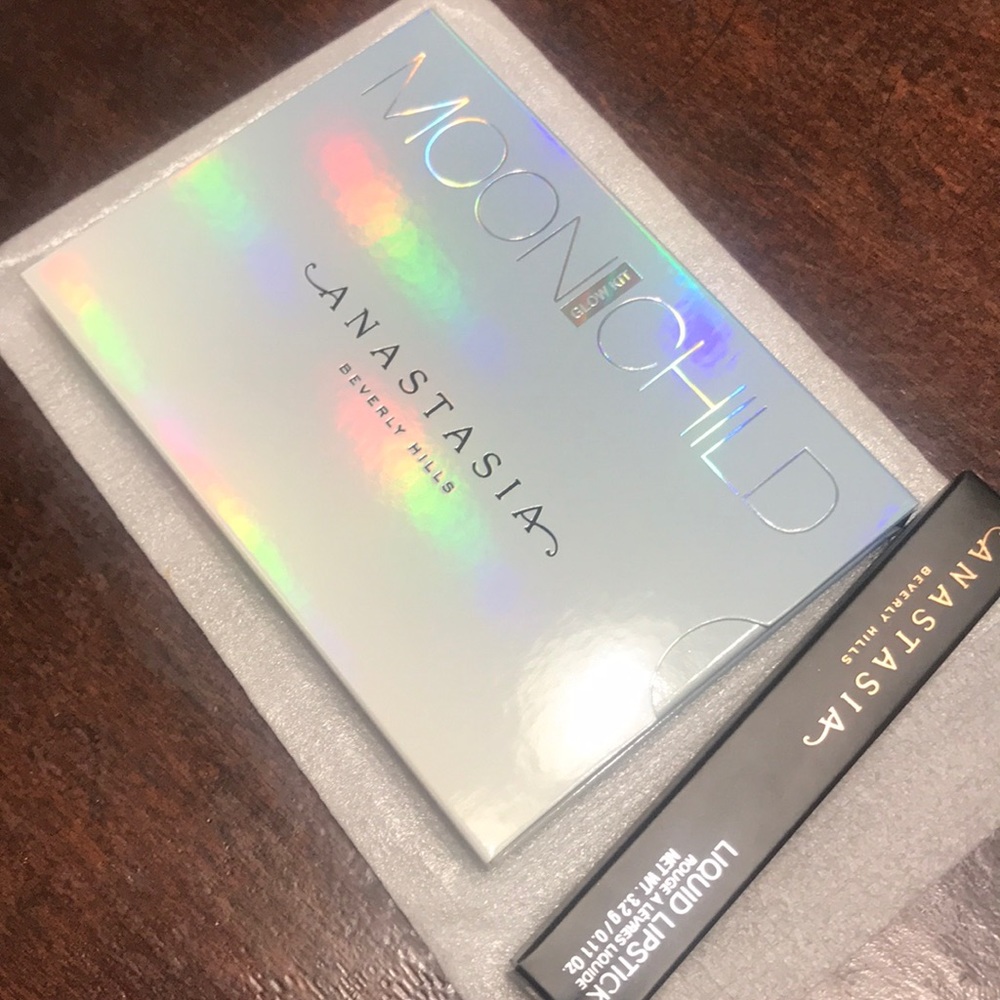 ANASTASIA BEVERLY HILLS BUNDLE